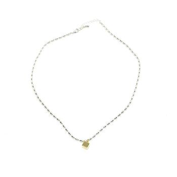 Колье с кубиком 