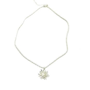 Колье с цветочком 