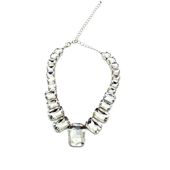 Колье кристаллы белые